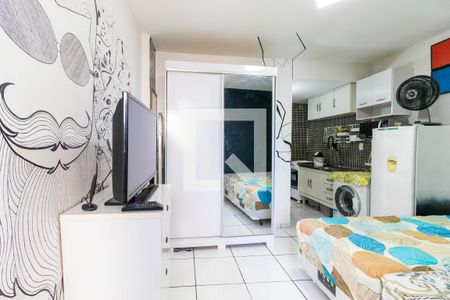 Quarto de kitnet/studio para alugar com 1 quarto, 20m² em Centro, Niterói