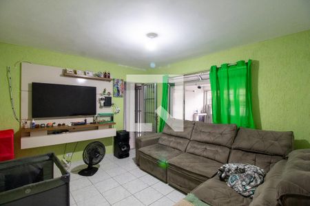 Sala  de casa à venda com 3 quartos, 150m² em Jardim Jovaia, Guarulhos