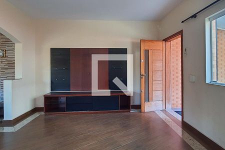 Sala 1 de casa para alugar com 3 quartos, 140m² em Chora Menino, São Paulo