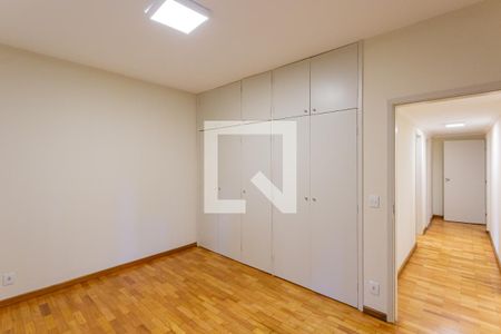 Quarto 2 de apartamento para alugar com 4 quartos, 160m² em Lourdes, Belo Horizonte