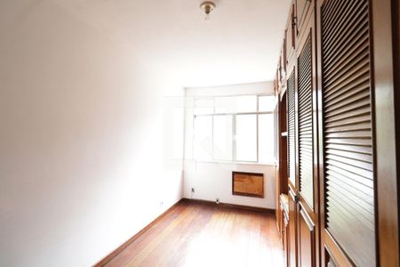 Quarto 2 de casa à venda com 3 quartos, 270m² em Jardim Carioca, Rio de Janeiro