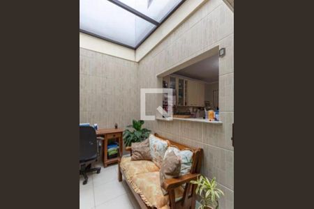 Casa à venda com 3 quartos, 112m² em Jardim Bom Pastor, Santo André