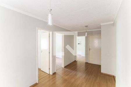 Sala de apartamento à venda com 3 quartos, 63m² em Parque Marabá, Taboão da Serra