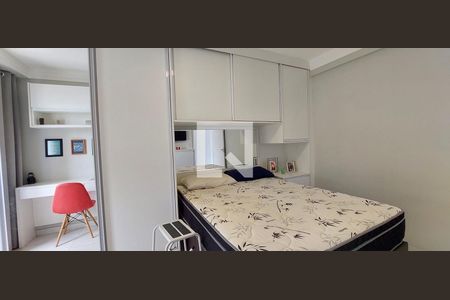 Quarto 1 suíte de apartamento para alugar com 2 quartos, 59m² em Vila Valparaíso, Santo André