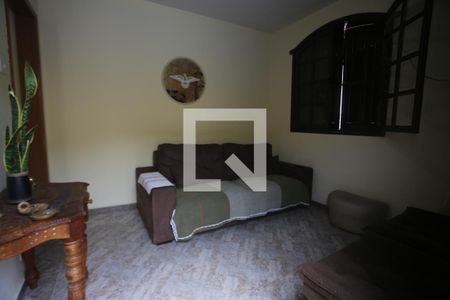 Sala de casa à venda com 2 quartos, 154m² em Santo Andre, Belo Horizonte