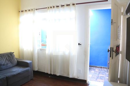 Sala de casa à venda com 3 quartos, 150m² em Jardim Valdibia, São Bernardo do Campo