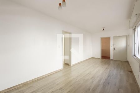 Sala de apartamento à venda com 2 quartos, 88m² em Santa Cecília, Porto Alegre