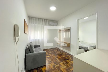 Sala de apartamento para alugar com 1 quarto, 31m² em Petrópolis, Porto Alegre