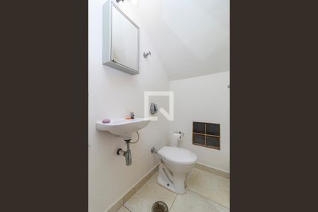 Lavabo de casa à venda com 3 quartos, 140m² em Brooklin, São Paulo