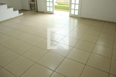 Sala de casa para alugar com 3 quartos, 180m² em Pq Continental 2, Guarulhos