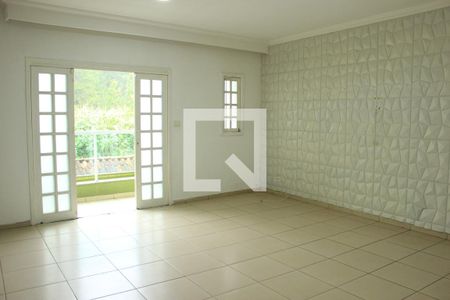 Sala de casa para alugar com 3 quartos, 180m² em Pq Continental 2, Guarulhos