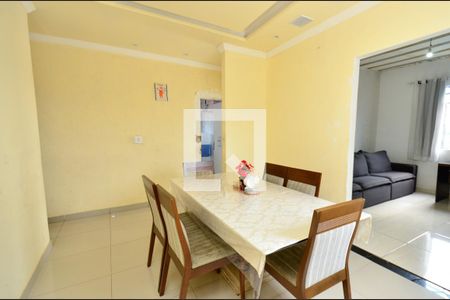 Sala jantar casa2 de casa à venda com 8 quartos, 89m² em Jardim Vitória, Belo Horizonte