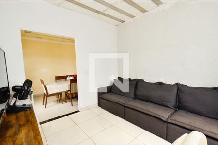 Sala casa2 de casa à venda com 8 quartos, 89m² em Jardim Vitória, Belo Horizonte