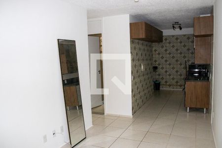 Sala de apartamento para alugar com 2 quartos, 45m² em Jacarepaguá, Rio de Janeiro