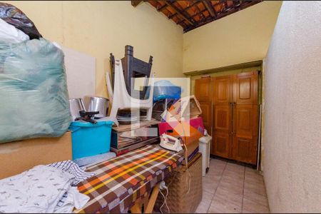 Sala de casa para alugar com 4 quartos, 150m² em Carlos Prates, Belo Horizonte