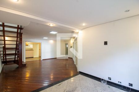 Sala de casa de condomínio à venda com 4 quartos, 200m² em Vila Rosalia, Guarulhos