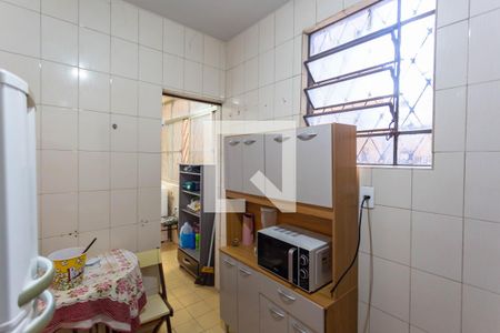 Cozinha de apartamento para alugar com 2 quartos, 74m² em Funcionários, Belo Horizonte