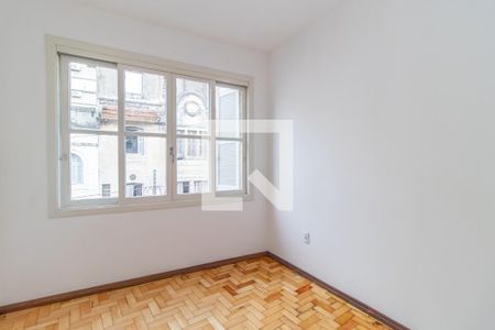 Quarto 1 de apartamento para alugar com 2 quartos, 60m² em Centro Histórico, Porto Alegre