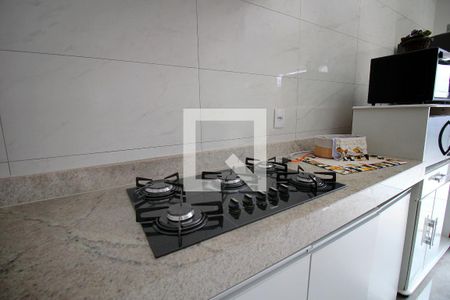 Cozinha de casa para alugar com 3 quartos, 60m² em Esplanada, Belo Horizonte