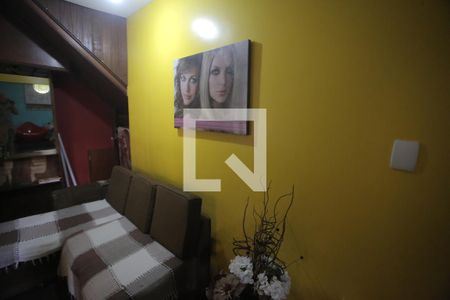 Sala de casa para alugar com 3 quartos, 212m² em Alto Caiçaras, Belo Horizonte