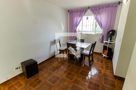 Sala de apartamento à venda com 2 quartos, 54m² em Parque Pinheiros, Taboão da Serra