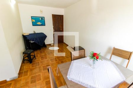 Sala de apartamento à venda com 2 quartos, 54m² em Parque Pinheiros, Taboão da Serra