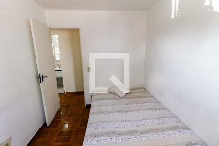 Quarto 1 de apartamento à venda com 2 quartos, 54m² em Parque Pinheiros, Taboão da Serra