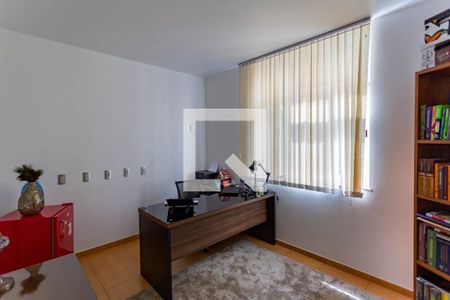 Quarto 2 de apartamento para alugar com 4 quartos, 150m² em Lourdes, Belo Horizonte