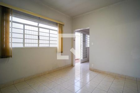 Sala de TV de casa para alugar com 3 quartos, 150m² em Jardim Santa Rosália, Sorocaba