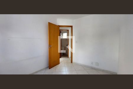 Quarto 1 de apartamento à venda com 2 quartos, 45m² em Santa Maria, Santo André