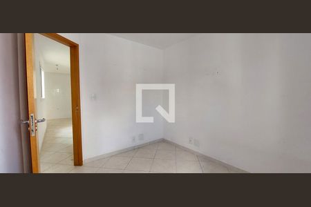 Quarto 1 de apartamento à venda com 2 quartos, 45m² em Santa Maria, Santo André