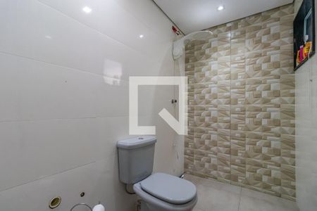 Banheiro da Suíte de casa à venda com 1 quarto, 300m² em Jardim Timbauhy/aldeia, Barueri