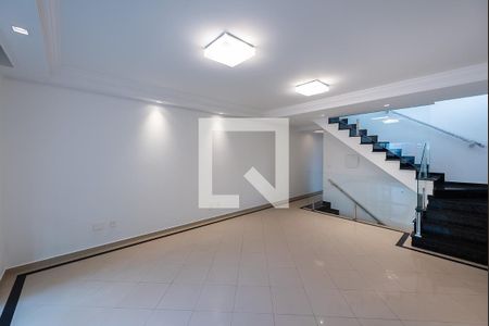 Sala de casa para alugar com 4 quartos, 192m² em Embaré, Santos