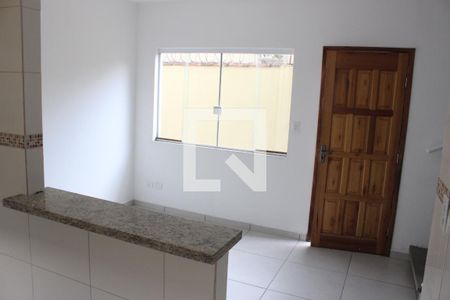 Sala de casa para alugar com 2 quartos, 55m² em Jardim Paraíso, São Vicente