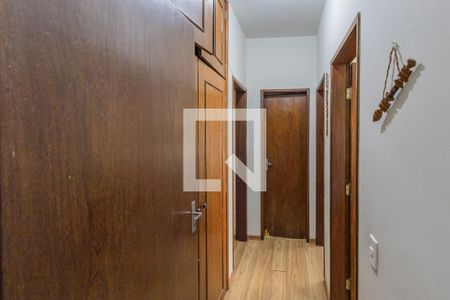 Corredor de apartamento à venda com 3 quartos, 90m² em São Lucas, Belo Horizonte