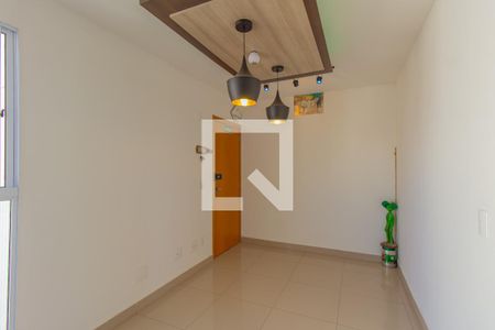 Sala de apartamento à venda com 2 quartos, 44m² em Igara, Canoas