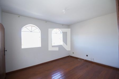 Sala 2 de casa para alugar com 4 quartos, 580m² em Nova Vista, Belo Horizonte