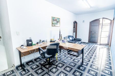 Corredor entre quartos de casa para alugar com 3 quartos, 279m² em Vila Curuca, Santo André