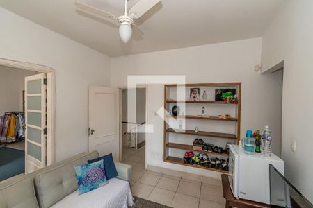 Sala de TV de casa para alugar com 3 quartos, 182m² em Vila Itapura, Campinas