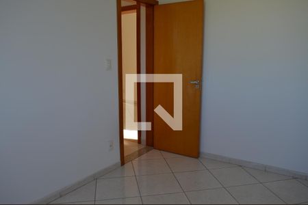 Quarto de apartamento à venda com 2 quartos, 52m² em Arvoredo Ii, Contagem