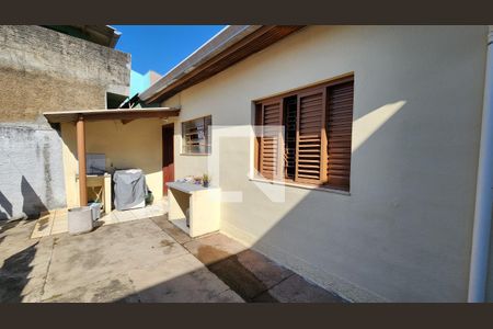 Quintal de casa à venda com 2 quartos, 114m² em Vila Alvorada, Jundiaí