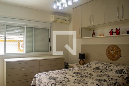 Quarto 1 de casa de condomínio à venda com 4 quartos, 211m² em Teresópolis, Porto Alegre