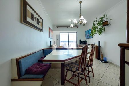 Sala de apartamento para alugar com 3 quartos, 125m² em Caiçara, Praia Grande