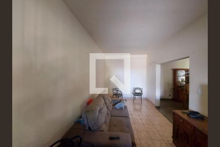 Sala de TV de casa à venda com 4 quartos, 438m² em Três Barras, Contagem