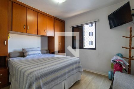 Quarto 1 de apartamento à venda com 3 quartos, 83m² em Jardim Henriqueta, Taboão da Serra