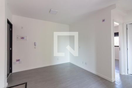 Sala de apartamento para alugar com 2 quartos, 50m² em Centro, Osasco