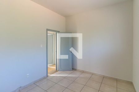 Quarto 1 de apartamento para alugar com 2 quartos, 75m² em Lagoinha, Belo Horizonte