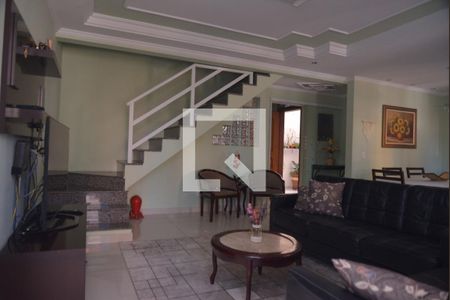 Sala de casa para alugar com 3 quartos, 108m² em Parque das Nações, Santo André