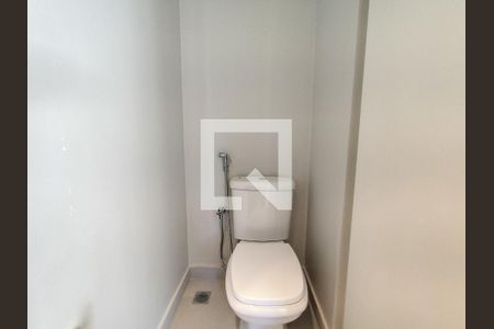 Lavabo de apartamento para alugar com 2 quartos, 105m² em Funcionários, Belo Horizonte