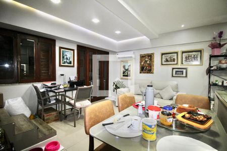 Sala de apartamento para alugar com 2 quartos, 60m² em Dois de Julho, Salvador